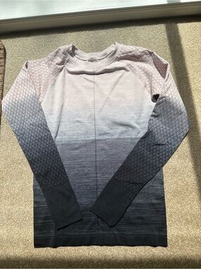 climawear Gradient Crewneck Sweatshirt in Pink and Black